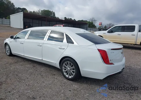 2018 Cadillac Xts V4U Coachbuilder Limousine z USA, uszkodzony, nr VIN 2GEXG6U39J9550247